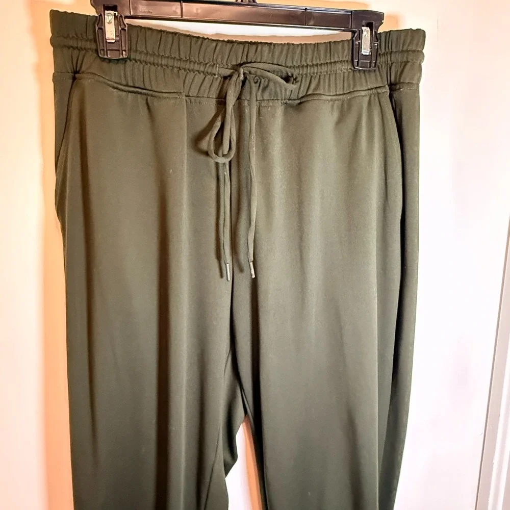 Lou & Grey Olive Green Jogger Pants Womens Large Drawstring Waist Pockets Lounge